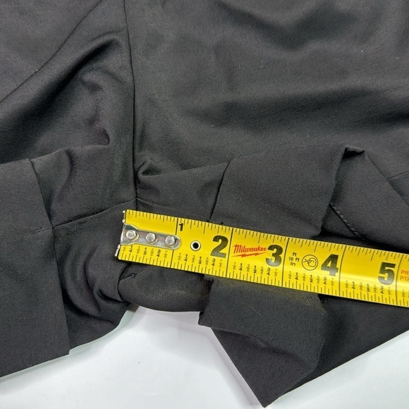 Elizabeth And James Black High Waisted Belted Shorts Size 12 - Picture 5 of 9